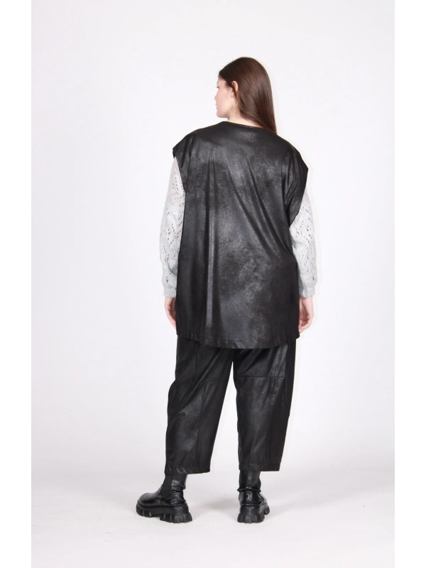 26563 AGED LEATHER VEST