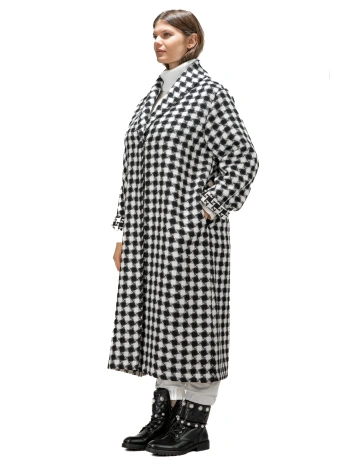 25667 CHECKED COAT