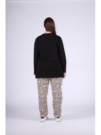 26031 SWEATSHIRT WITH RHINESTONE PADS