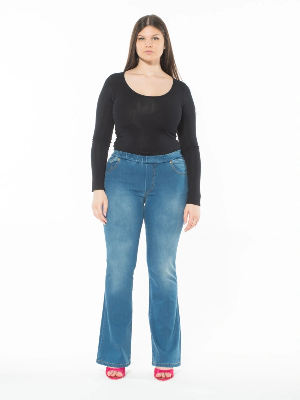 25151 FLARED JEANS