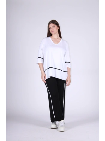 26118 RUFFLE SWEATER