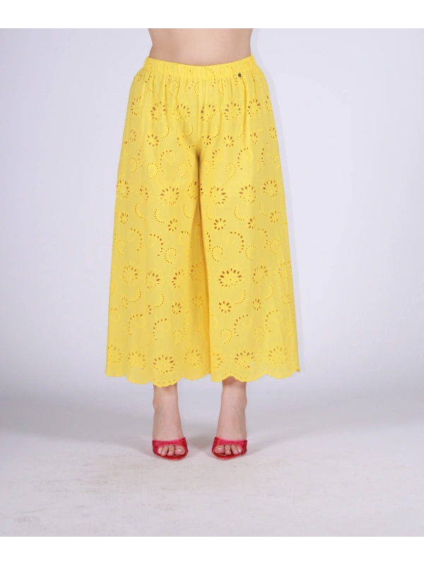 26127 - EYELET TROUSERS